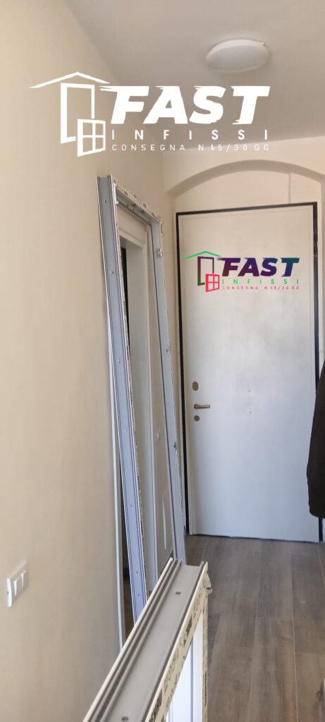 Fornitura e messa in opera di nuovi infissi centinati,in PVC doppio vetro La Spezia
