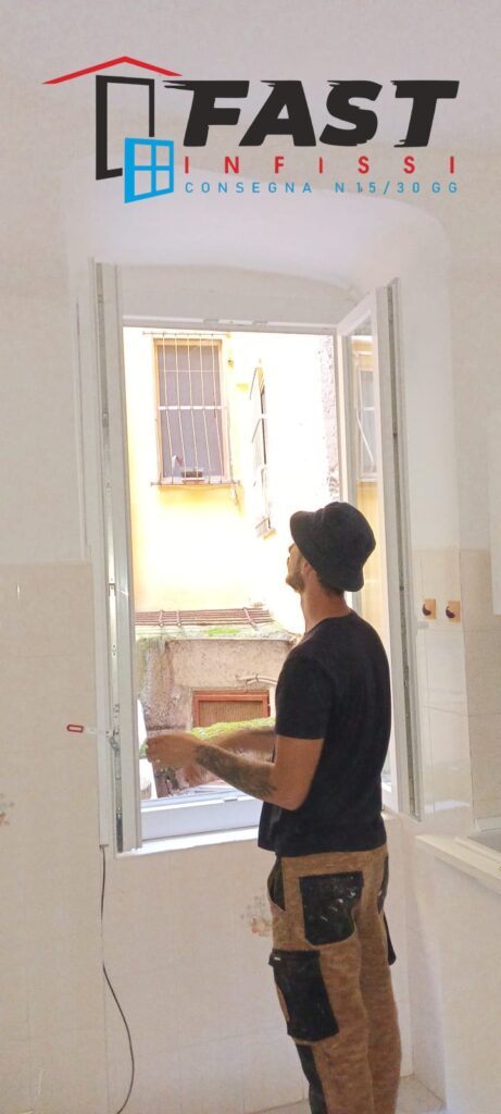 Installazione di infissi di nuova generazione con triplo vetro a Vernazza