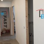 Fornitura e messa in opera di nuove porte interne con telaio in legno La Spezia