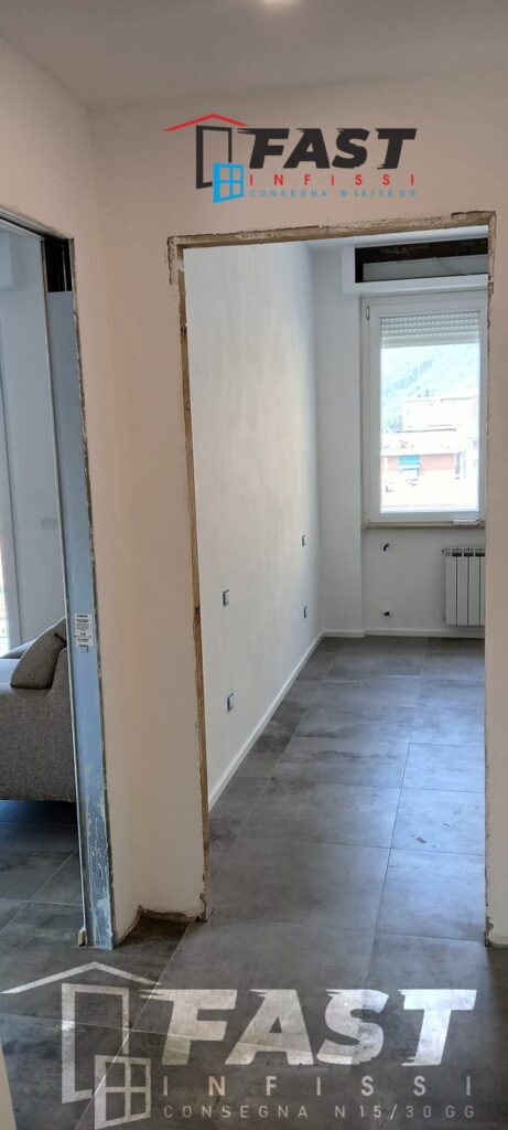 Fornitura e messa in opera di nuove porte interne con telaio in legno La Spezia
