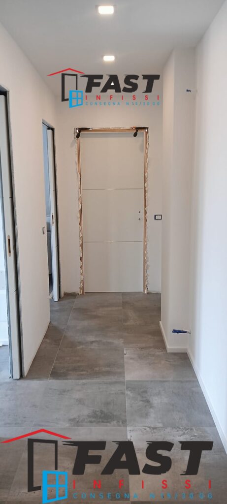 Fornitura e messa in opera di nuove porte interne con telaio in legno La Spezia
