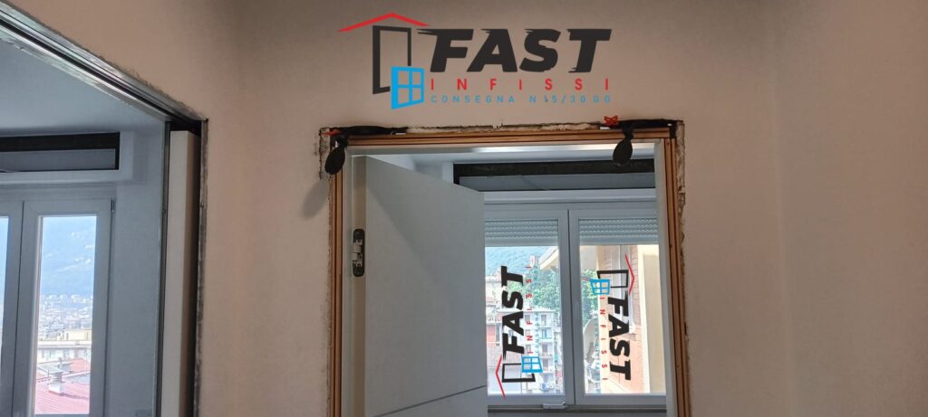 Fornitura e messa in opera di nuove porte interne con telaio in legno La Spezia