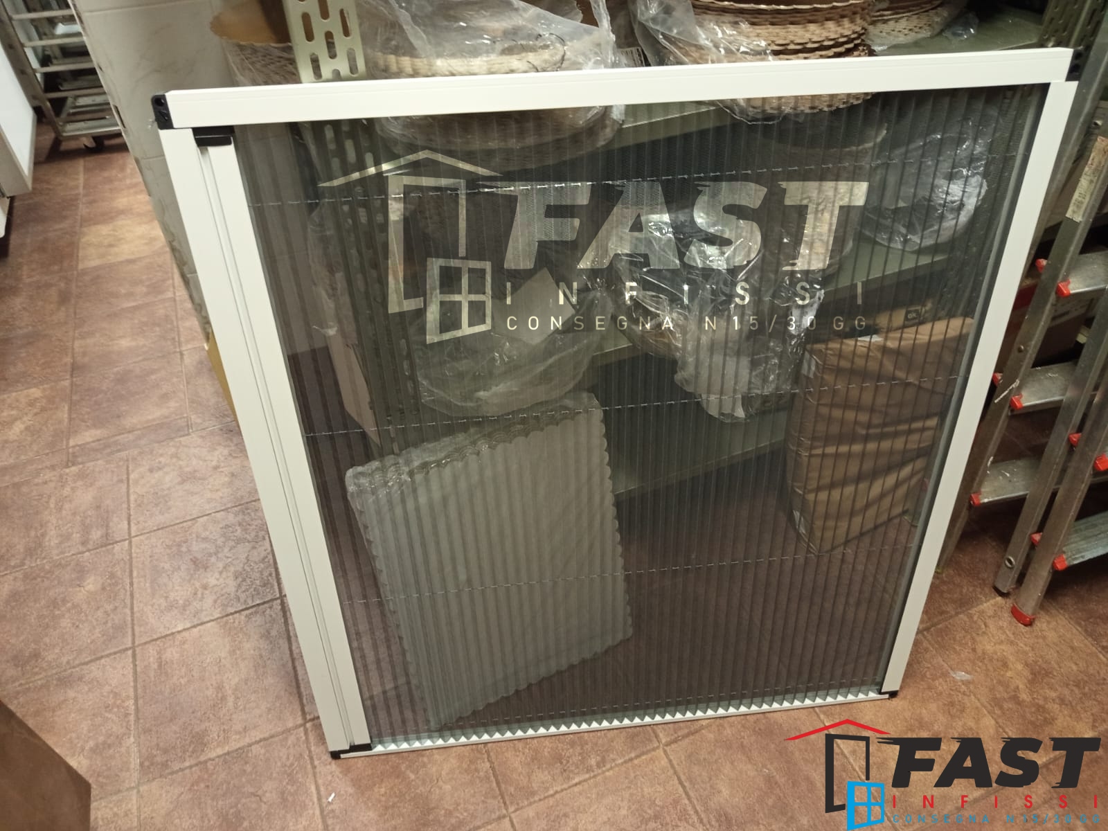 Fornitura e messa in opera di nuove zanzariere plisse in acciaio rinforzato 26-08-25 Genova