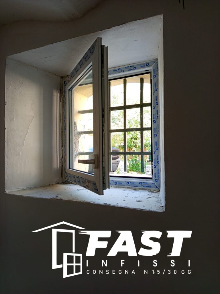 Fornitura e messa in opera di nuovi infissi in PVC doppio vetro e porte interne Lerici