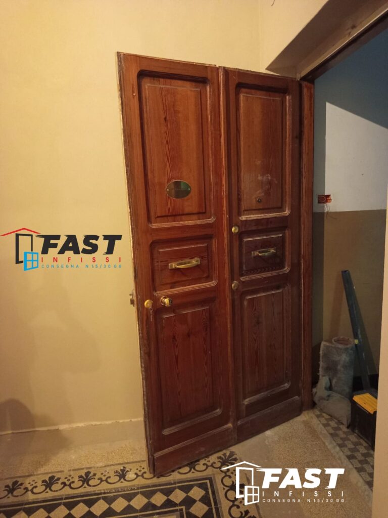 'anta unica con la giunta di serratura elettrica Levanto