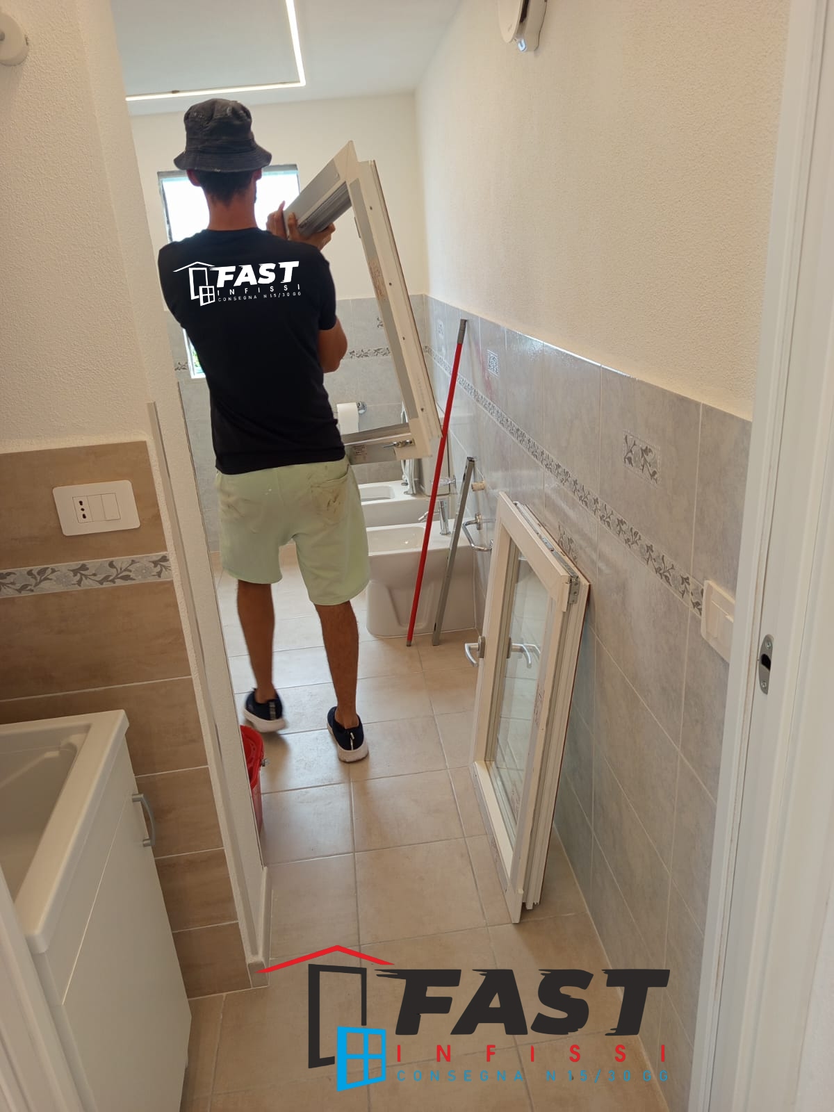 Fornitura e posa in opera di nuovi infissi in PVC profilo bicolore con doppio vetro Vernazza Sp