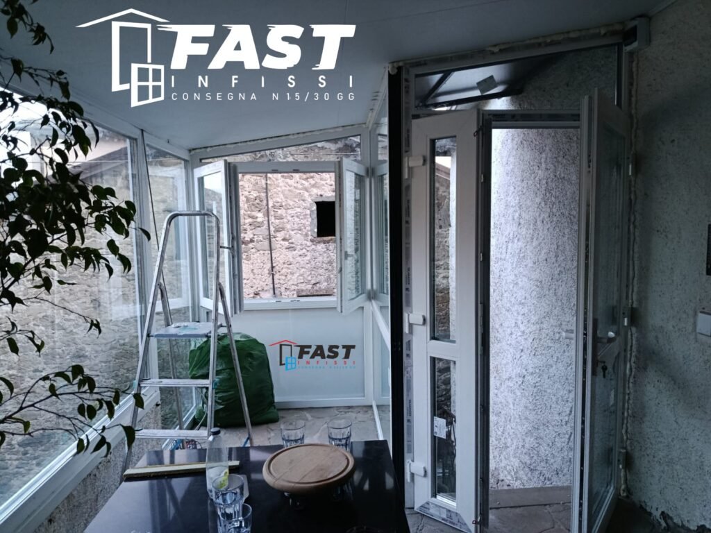 Infissi in PVC triplo vetro antisfondamento a Pontremoli – Fornitura e posa in opera