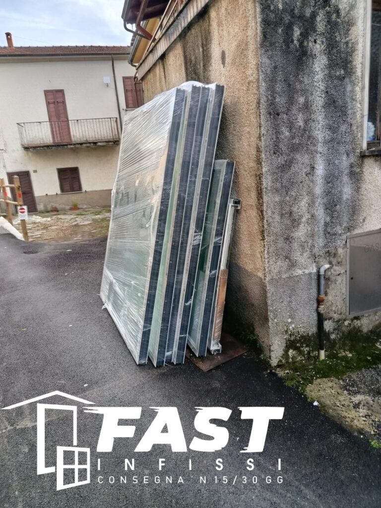 Infissi in PVC triplo vetro antisfondamento a Pontremoli – Fornitura e posa in opera