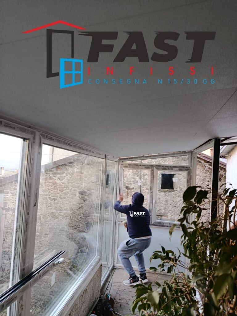 Infissi in PVC triplo vetro antisfondamento a Pontremoli – Fornitura e posa in opera