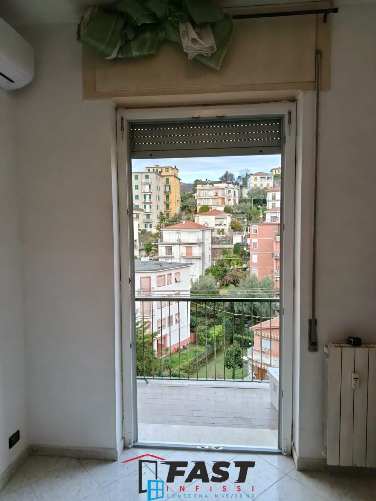 Infissi in PVC doppio vetro a Sarzana fornitura e installazione