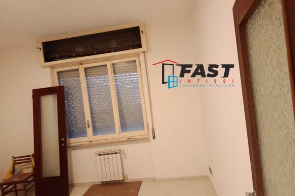 Infissi in PVC doppio vetro a Sarzana fornitura e installazione