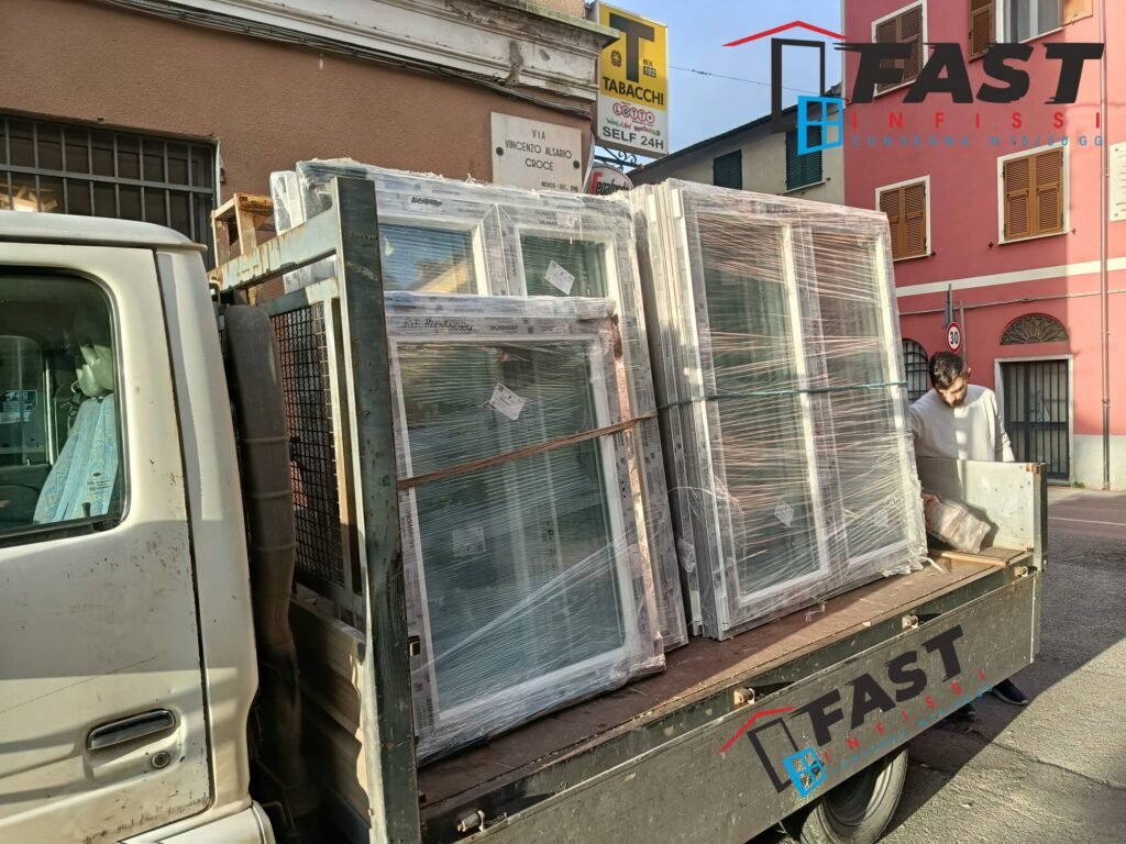 Nuova merce è arrivata infissi in PVC di nuova generazione a La Spezia 16-02-2026