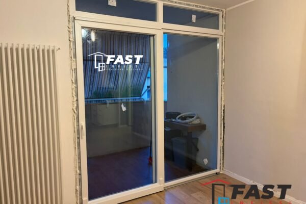 Porte scorrevoli in PVC doppio vetro a Livorno fornitura e installazione